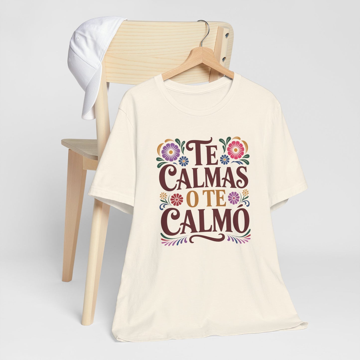 Te Calmas O Te Calmo T-Shirt - Funny Spanish Meme Shirt - Latino Humor Tee - Sassy Hispanic Gift - Bilingual Humor Tshirt