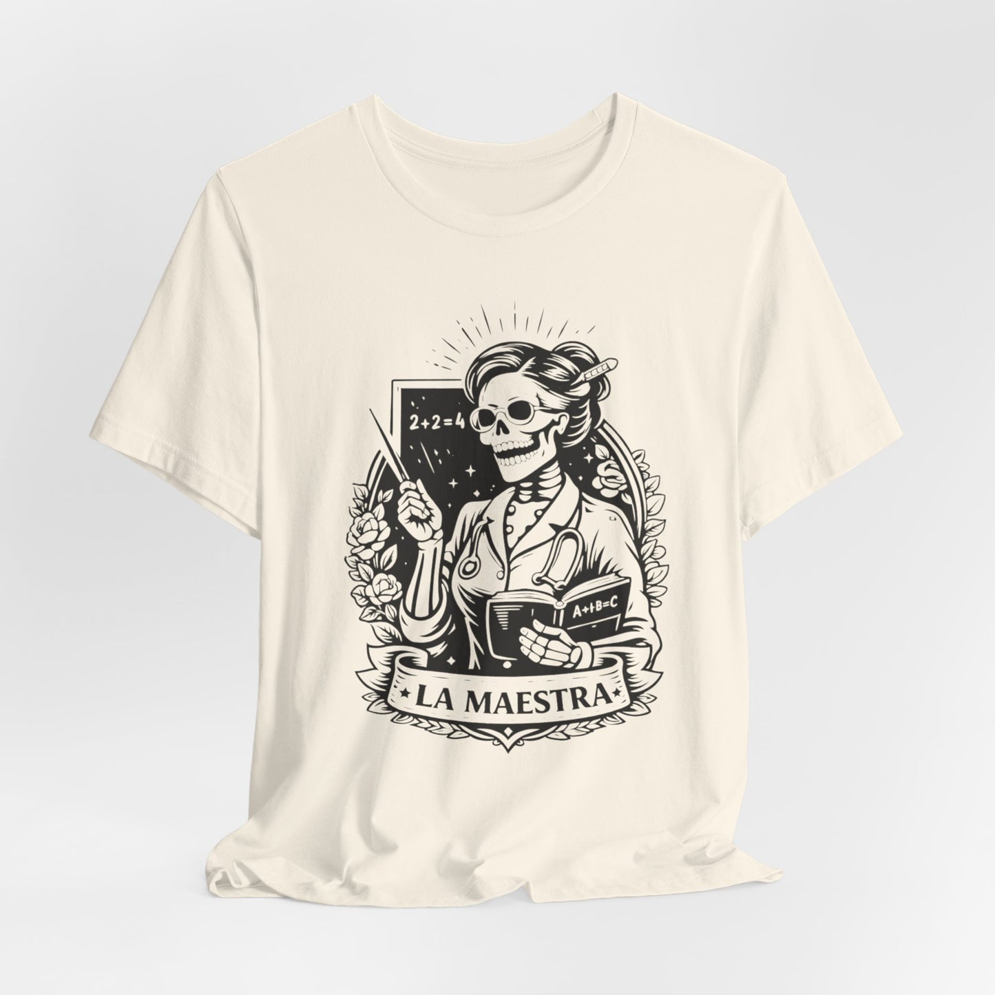 La Maestra T-Shirt - Teacher Gift Tee for Latina Educator - Professional Hispanic Teacher Shirt - Maestra Regalo