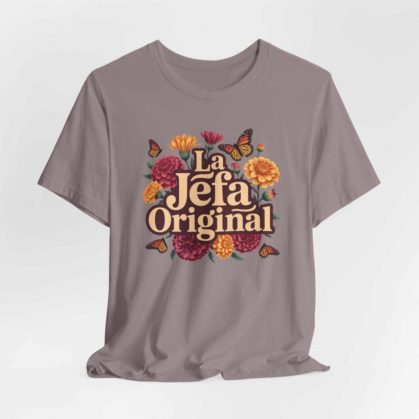 La Jefa Original T-Shirt - Latina Boss Lady Tee - Hispanic Pride Shirt - Bilingual Spanish Slang Gift for Her - Mujer Fuerte Empowerment