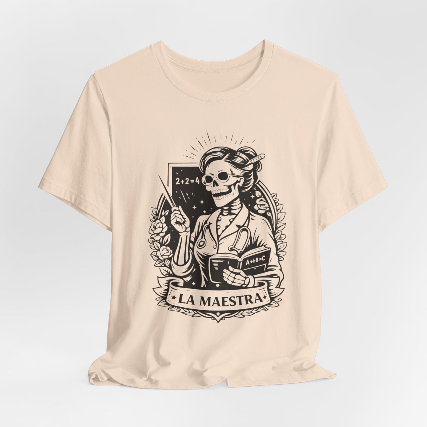 La Maestra T-Shirt - Teacher Gift Tee for Latina Educator - Professional Hispanic Teacher Shirt - Maestra Regalo
