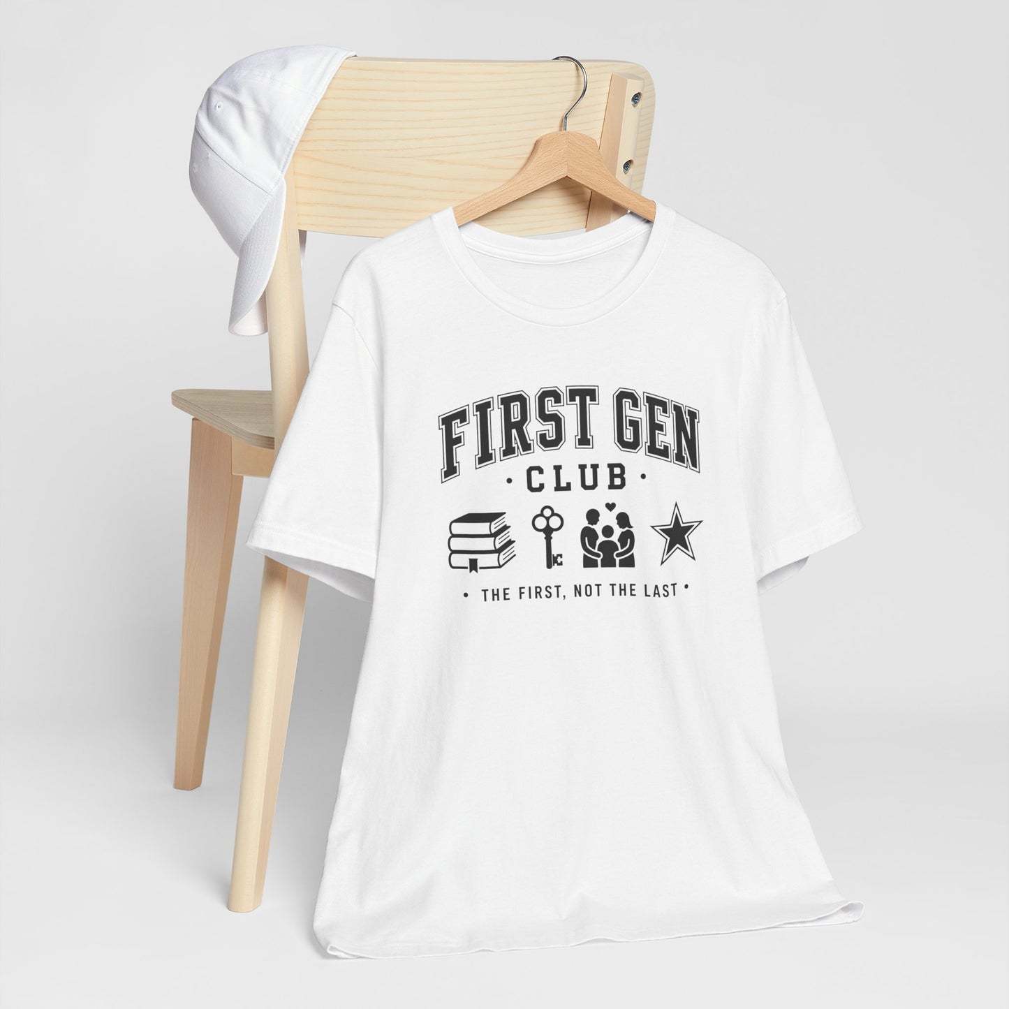 First Generation Shirt - Latina Pride T-Shirt - Hija de Inmigrantes Gift - Graduation Career Celebration Tee
