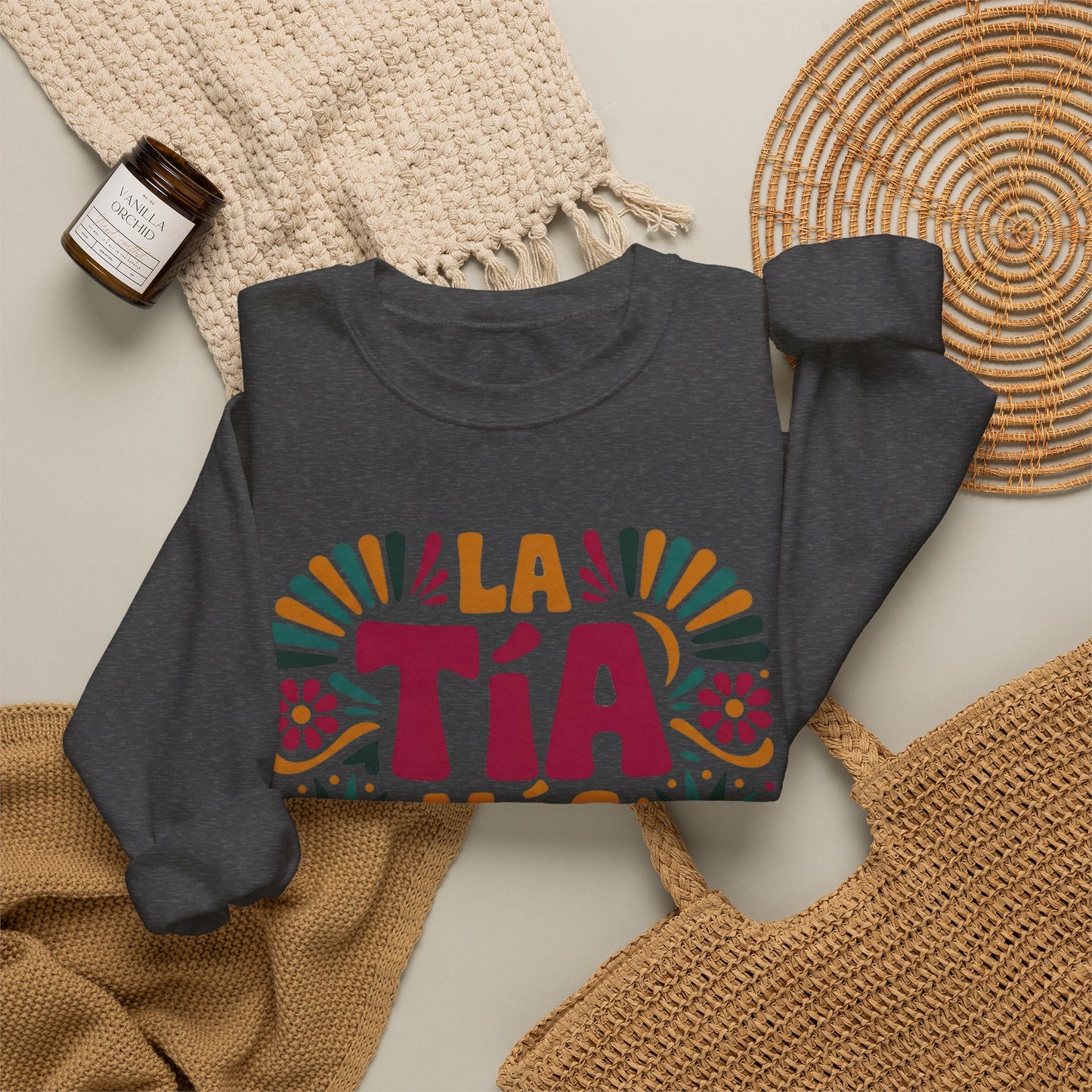 Tia Sweatshirt - Latino Family Gift for Tía - Spanish Aunt Hoodie - Tia Regalo Birthday Gift - Latina Tia Shirt