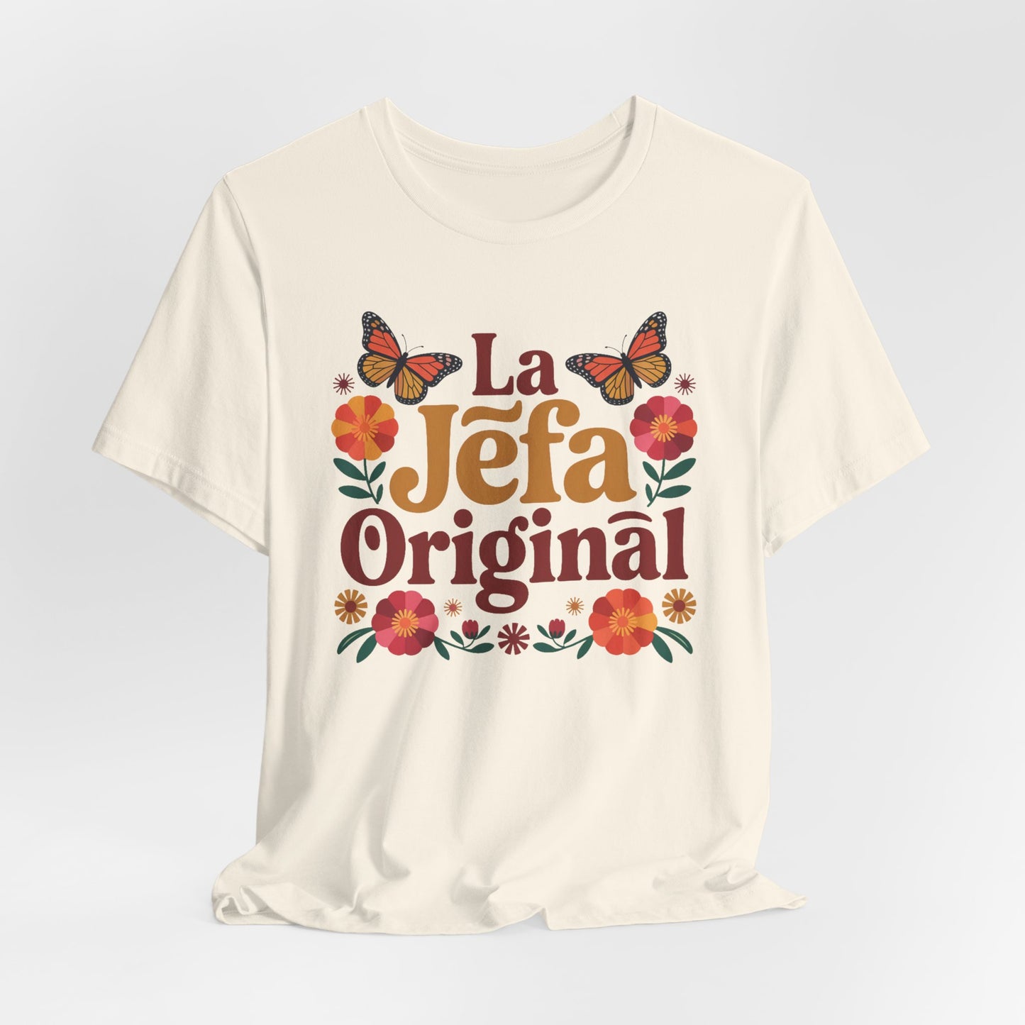 La Jefa T-Shirt - Latina Boss Lady Shirt - Mujer Fuerte Empowerment Tee - Hispanic Boss Babe Gift for Her
