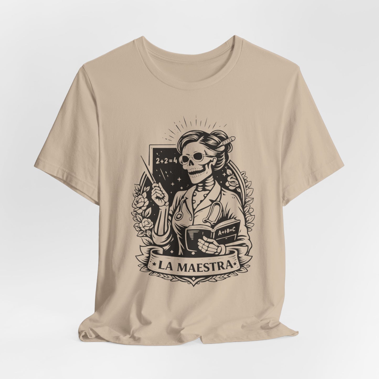 La Maestra T-Shirt - Teacher Gift Tee for Latina Educator - Professional Hispanic Teacher Shirt - Maestra Regalo