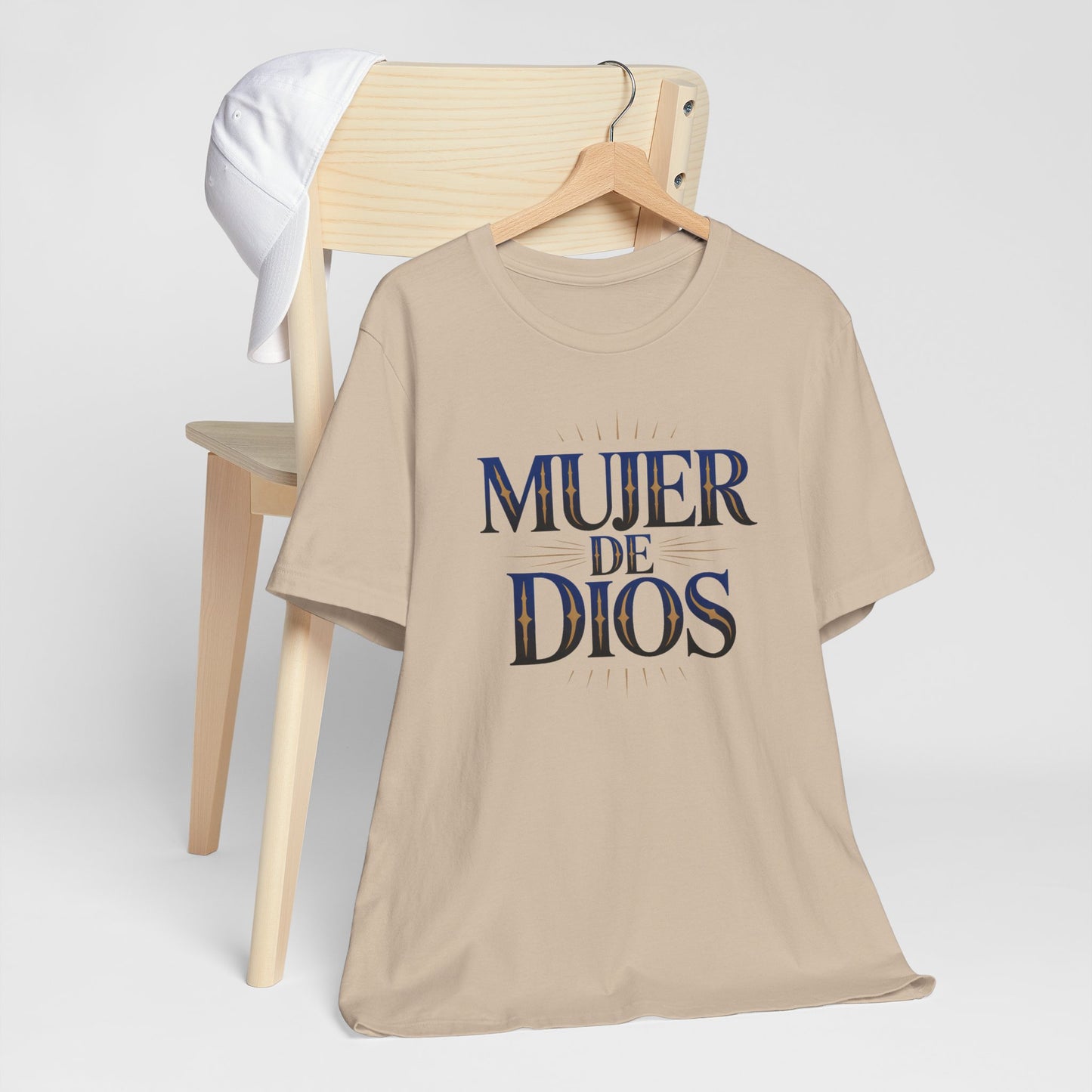 Mujer de Dios T-Shirt - Christian Latina Faith Tee - Spanish Religious Gift - Catholic Women Shirt - Fe Cristiana