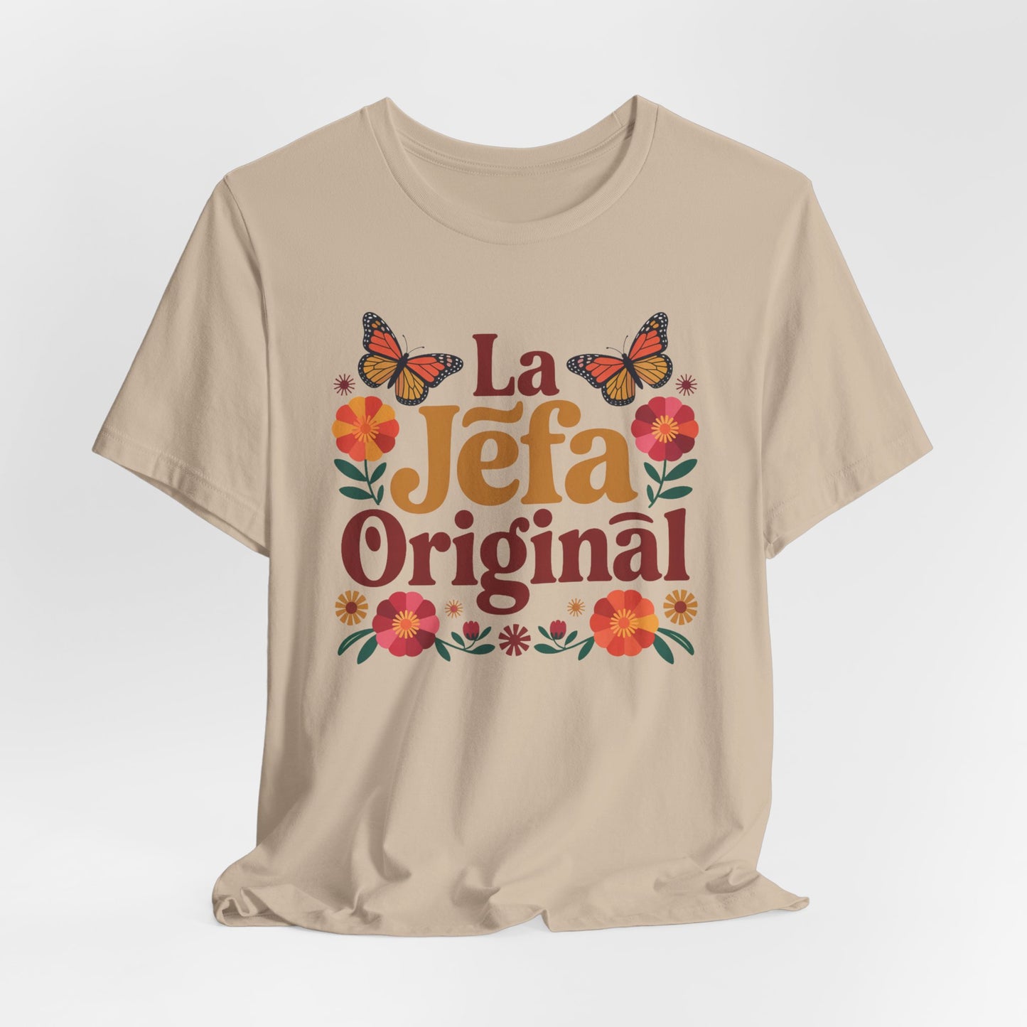 La Jefa T-Shirt - Latina Boss Lady Shirt - Mujer Fuerte Empowerment Tee - Hispanic Boss Babe Gift for Her