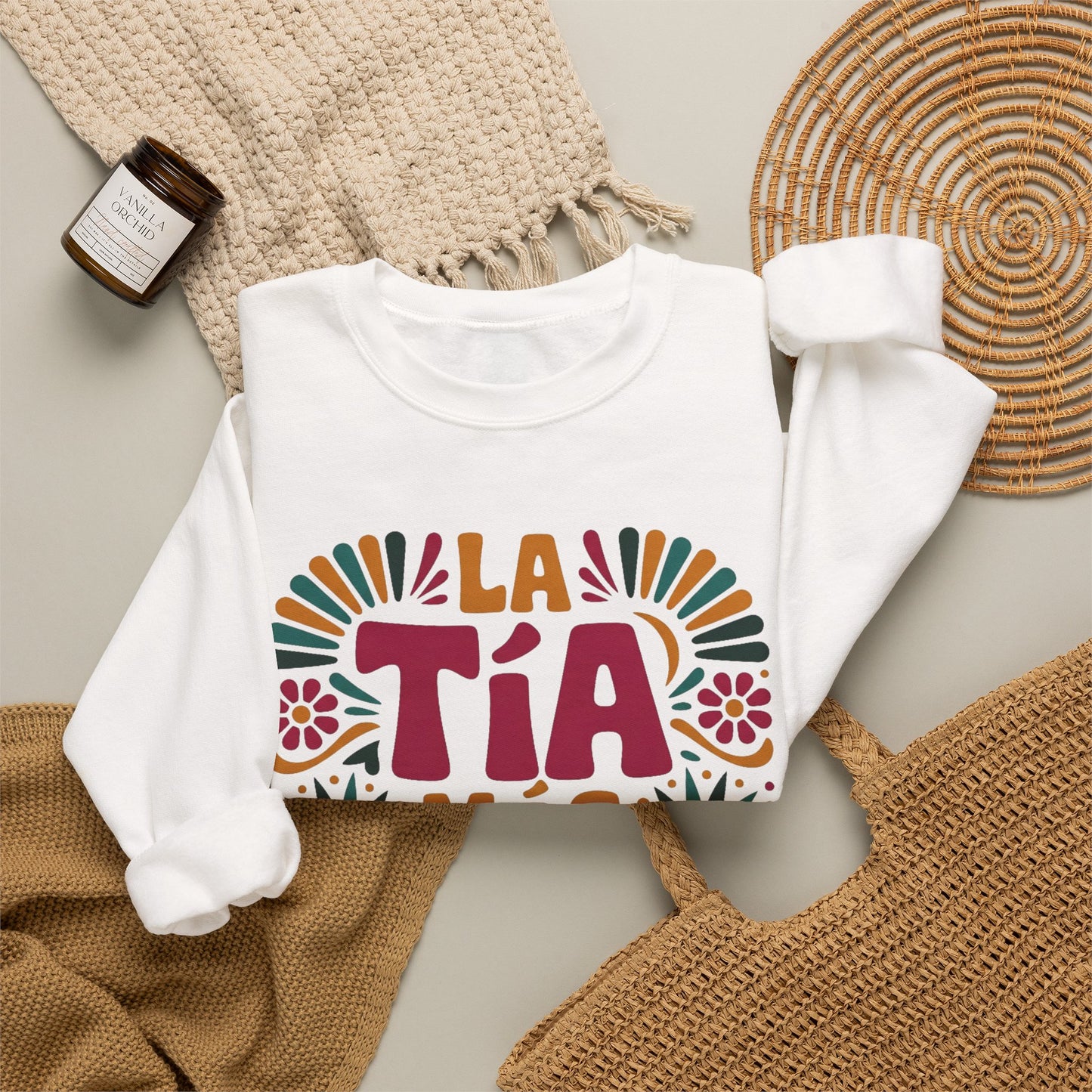 Tia Sweatshirt - Latino Family Gift for Tía - Spanish Aunt Hoodie - Tia Regalo Birthday Gift - Latina Tia Shirt