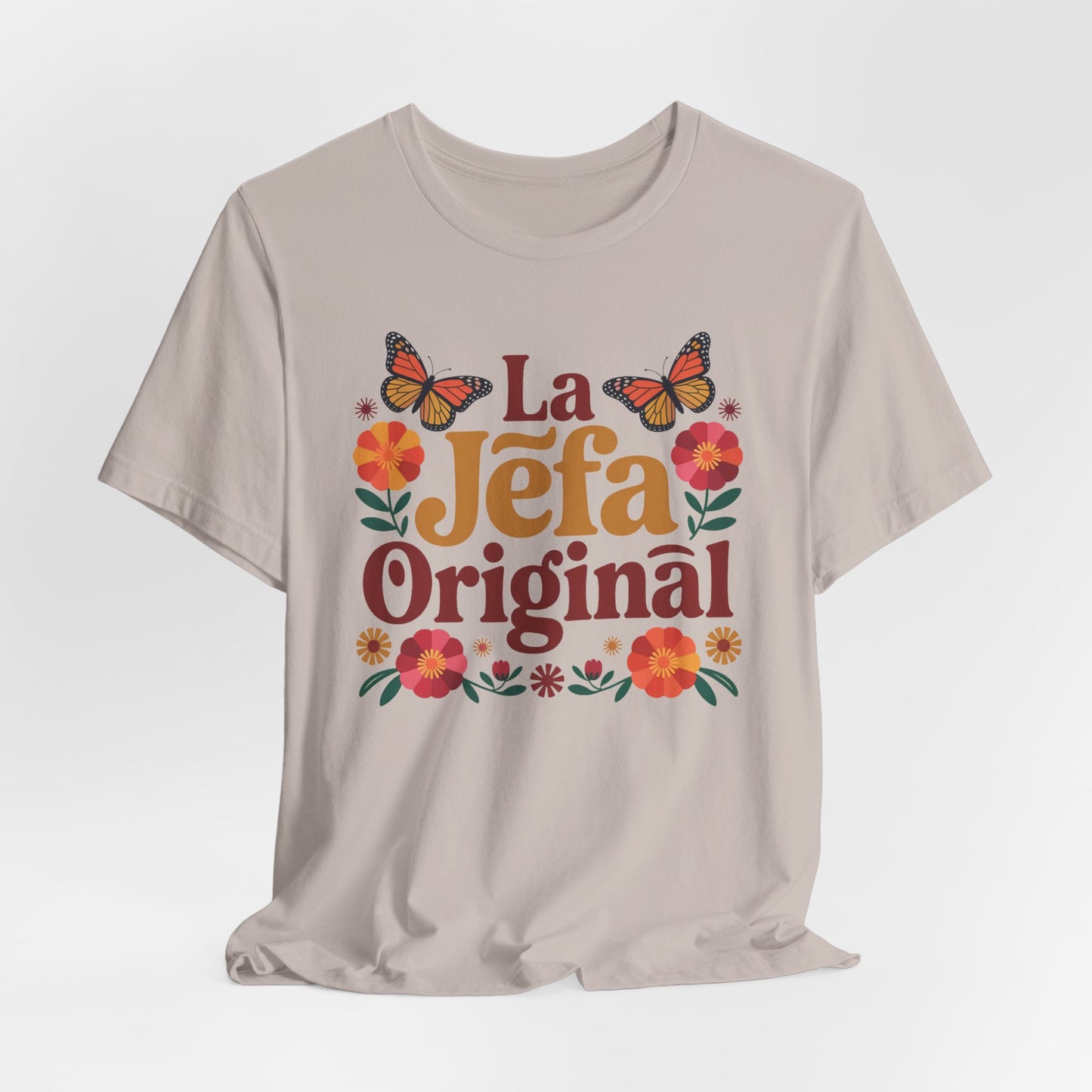 La Jefa T-Shirt - Latina Boss Lady Shirt - Mujer Fuerte Empowerment Tee - Hispanic Boss Babe Gift for Her
