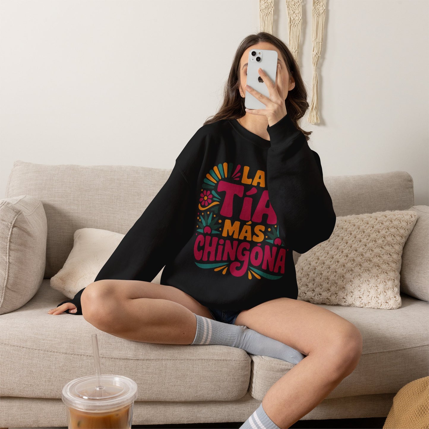 Tia Sweatshirt - Latino Family Gift for Tía - Spanish Aunt Hoodie - Tia Regalo Birthday Gift - Latina Tia Shirt