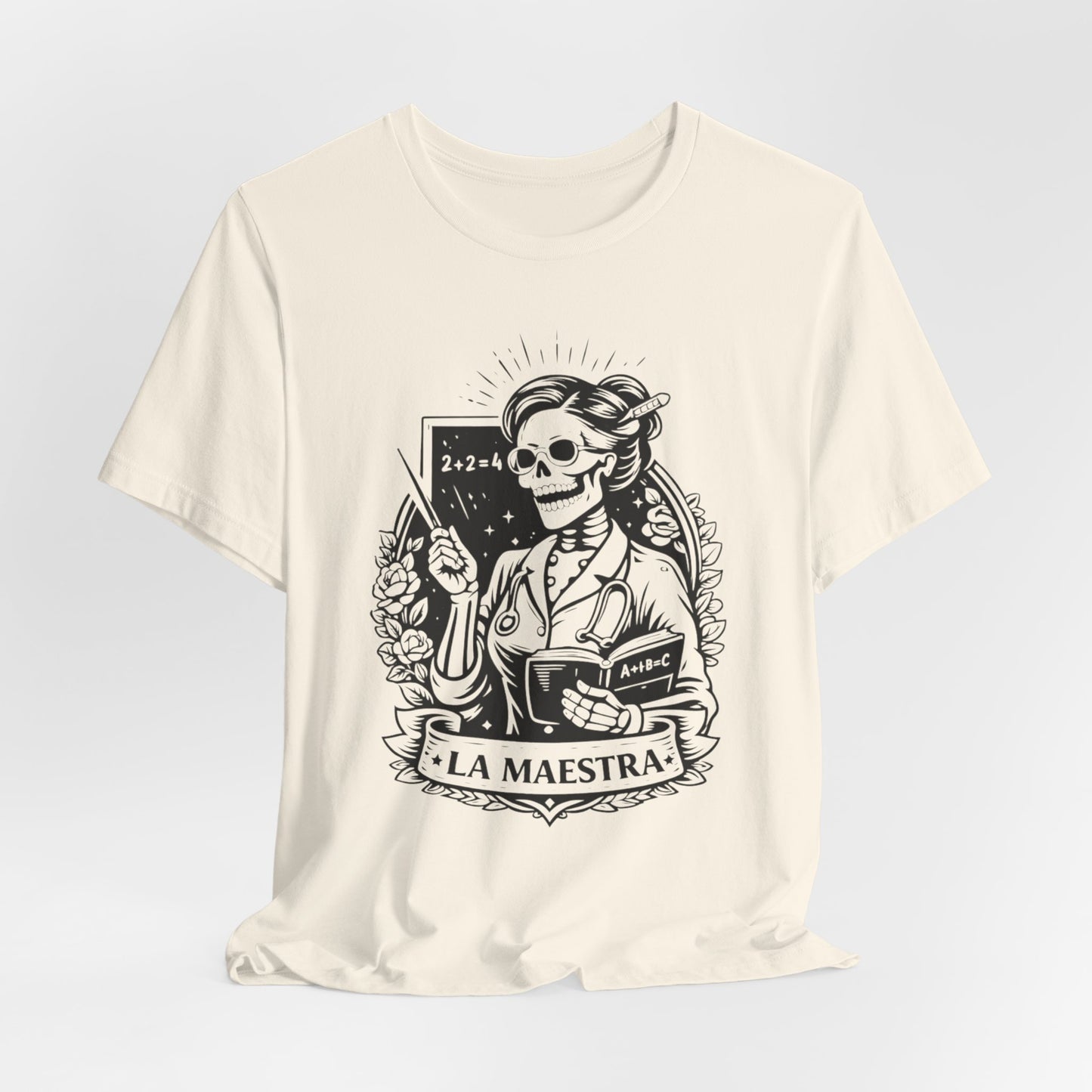 La Maestra T-Shirt - Teacher Gift Tee for Latina Educator - Professional Hispanic Teacher Shirt - Maestra Regalo