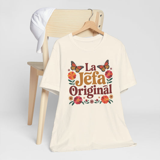 La Jefa T-Shirt - Latina Boss Lady Shirt - Mujer Fuerte Empowerment Tee - Hispanic Boss Babe Gift for Her