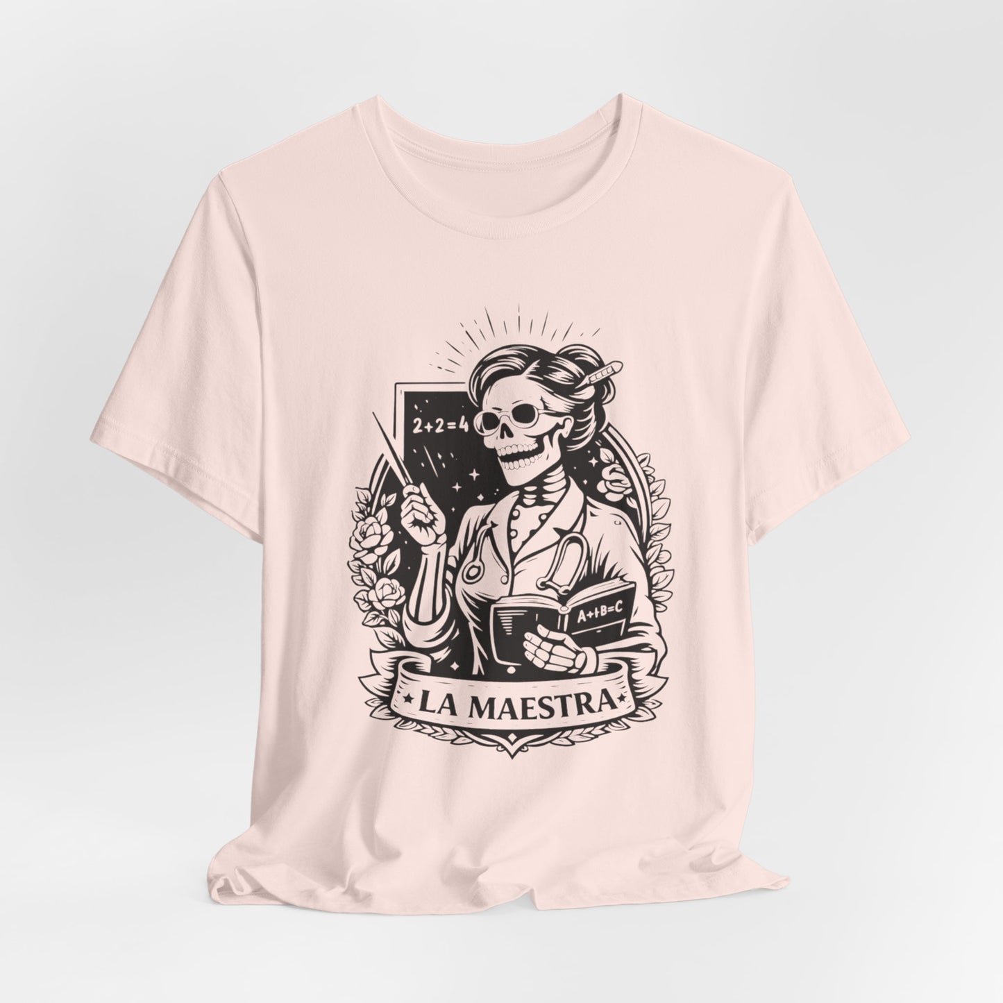 La Maestra T-Shirt - Teacher Gift Tee for Latina Educator - Professional Hispanic Teacher Shirt - Maestra Regalo