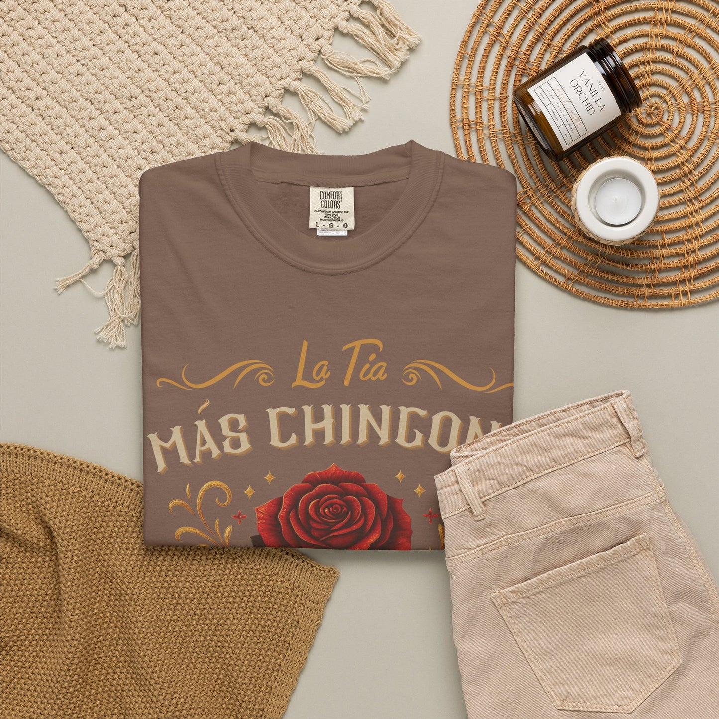 La Tia Mas Chingona Shirt T-Shirt — Tia Chingona Gift (view 10 of 13)