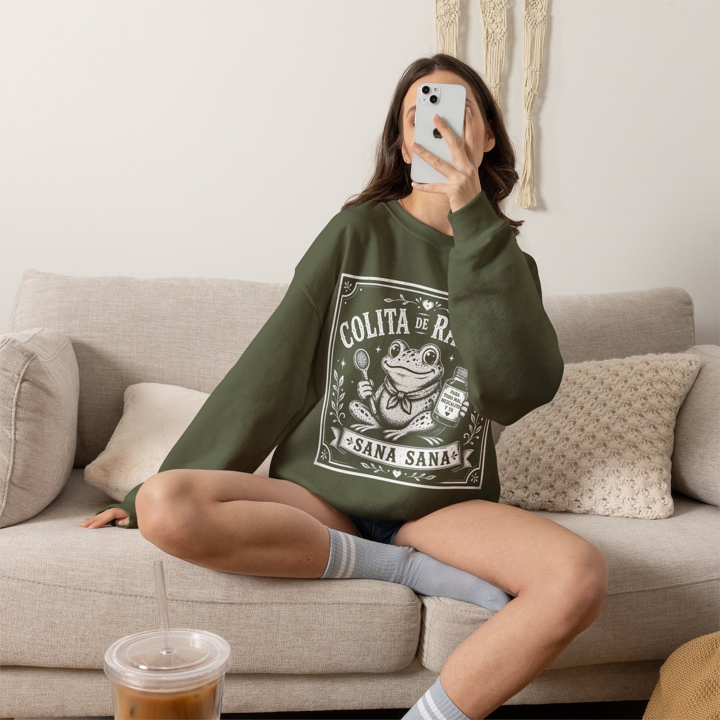 Colita De Rana Sweatshirt | Funny Spanish Saying | Latina Gift | Bilingual Humor Sudadera | Gift for Her