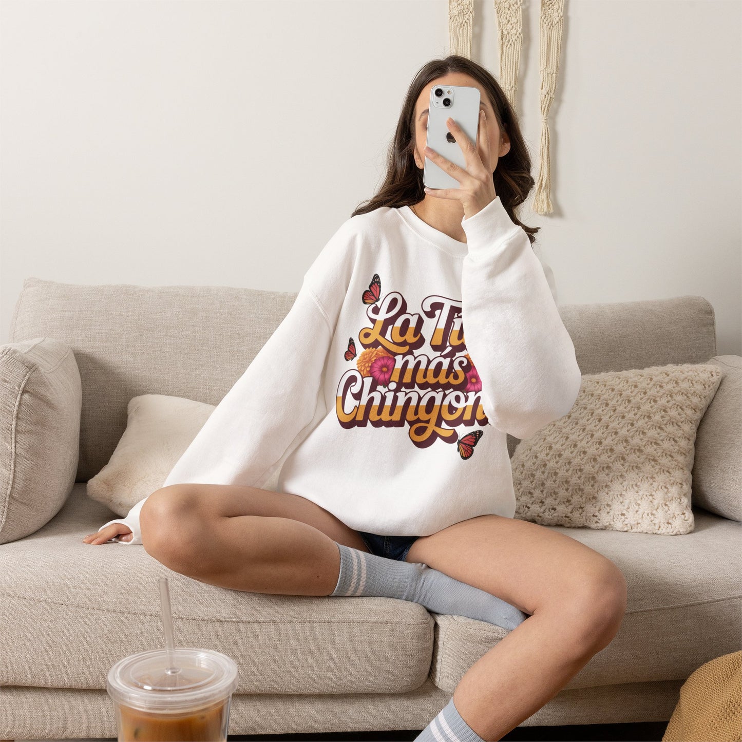 Tia Sweatshirt - Best Tia Ever Gift - Latino Family Pullover - Tia Favorita Hoodie - Hispanic Aunt Gift - Tia Vida Sweatshirt