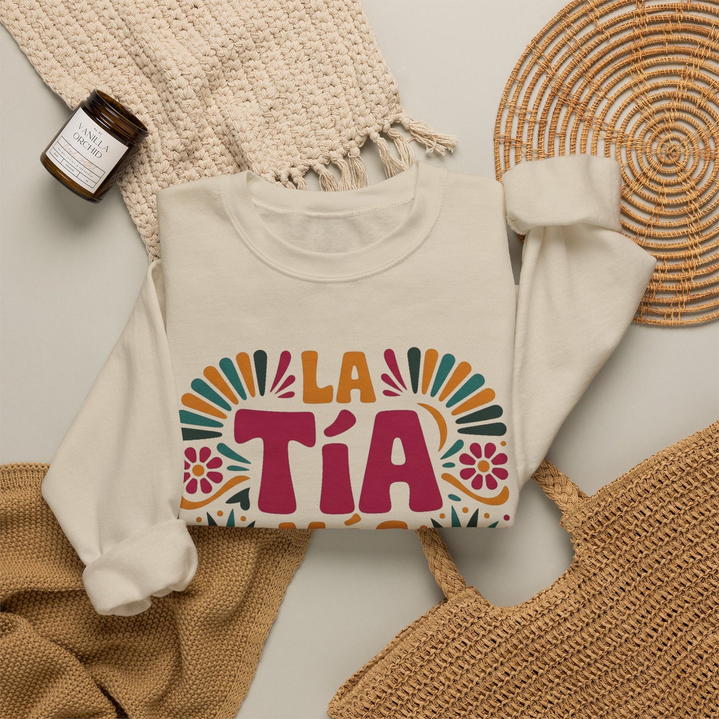 Tia Sweatshirt - Latino Family Gift for Tía - Spanish Aunt Hoodie - Tia Regalo Birthday Gift - Latina Tia Shirt