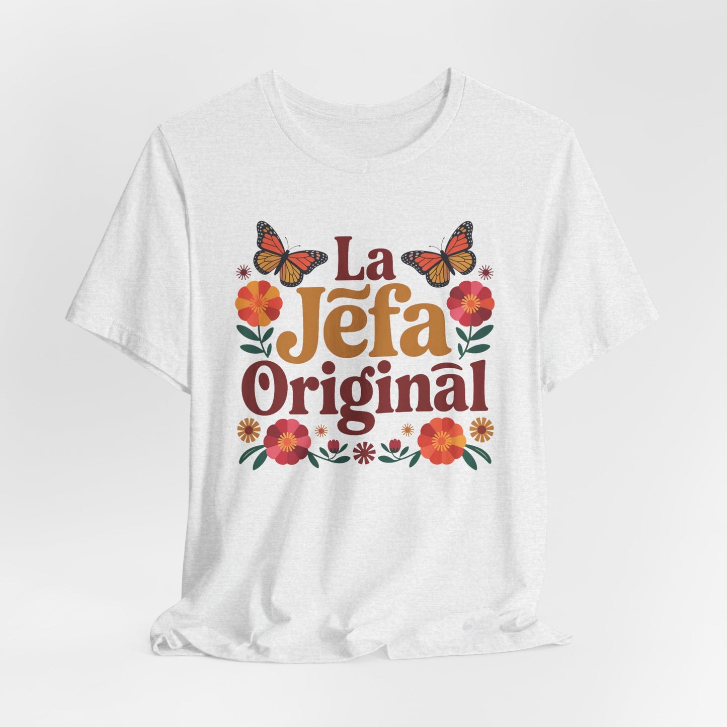 La Jefa T-Shirt - Latina Boss Lady Shirt - Mujer Fuerte Empowerment Tee - Hispanic Boss Babe Gift for Her