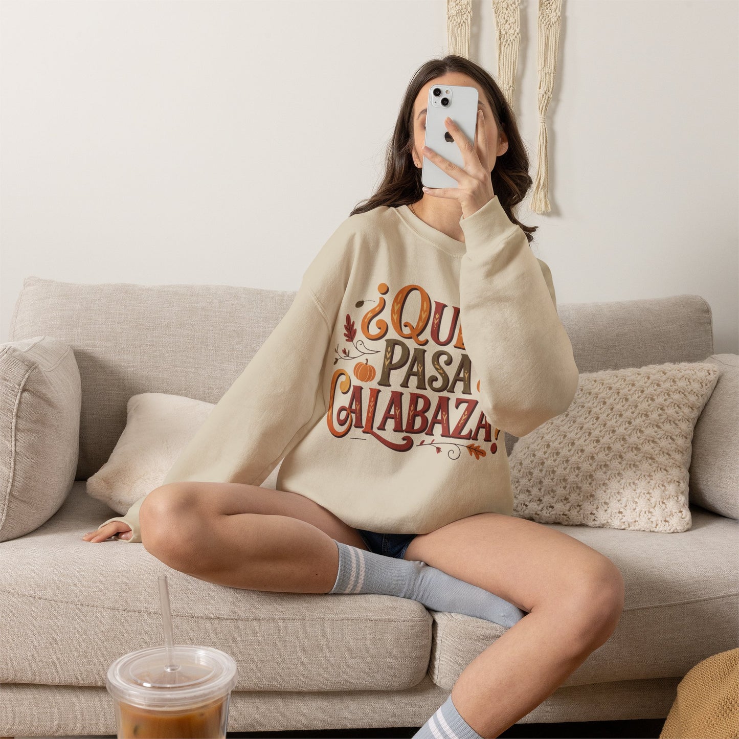 Que Pasa Calabaza Sweatshirt - Hispanic Heritage Fall Phrase - Latino Culture Pumpkin Season Shirt - Autumn Spanish Gift