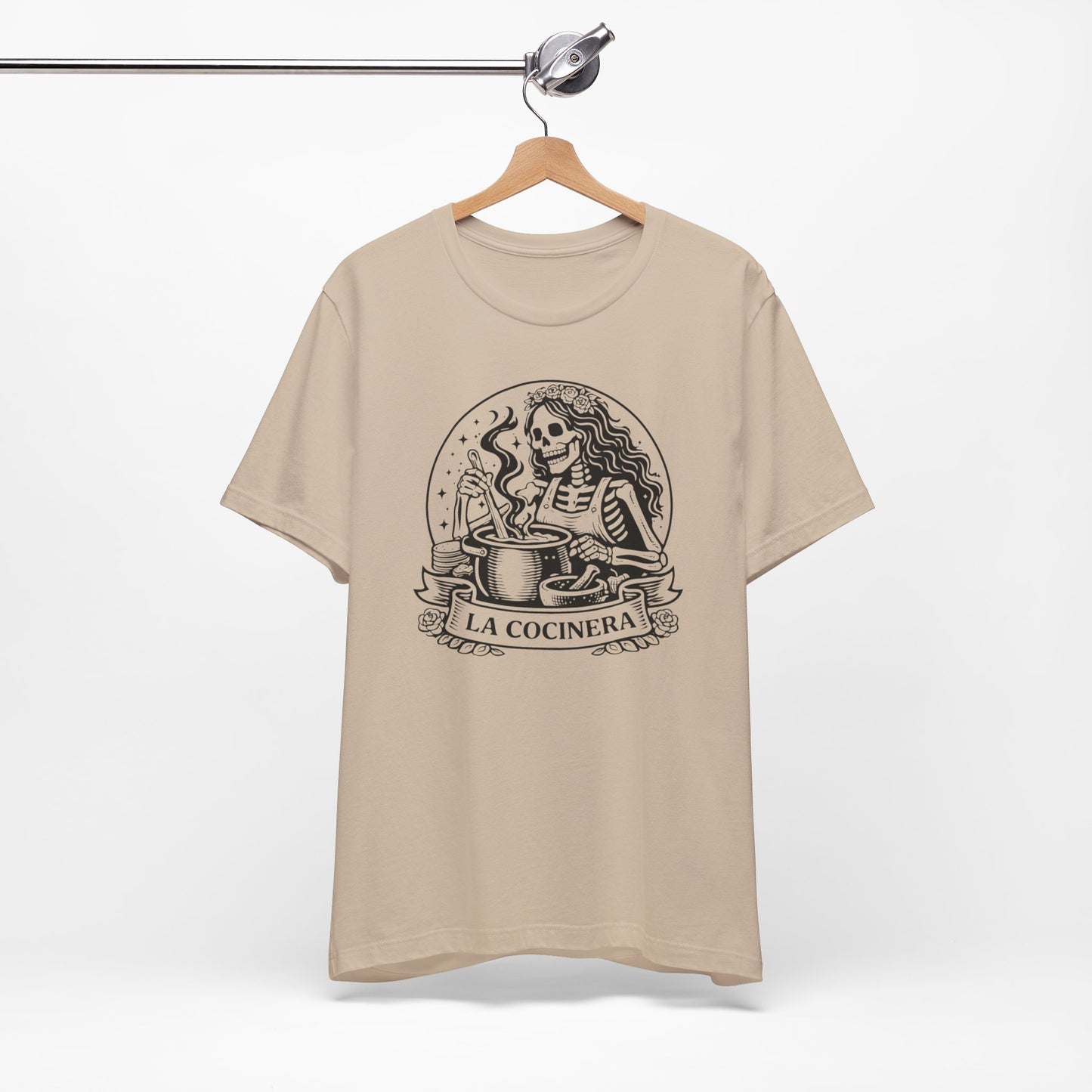 La Cocinera T-Shirt - Chef Latina Tee - Latino Heritage Gift - Hispanic Cook Shirt - Cocina Queen - Cooking Mama Gift