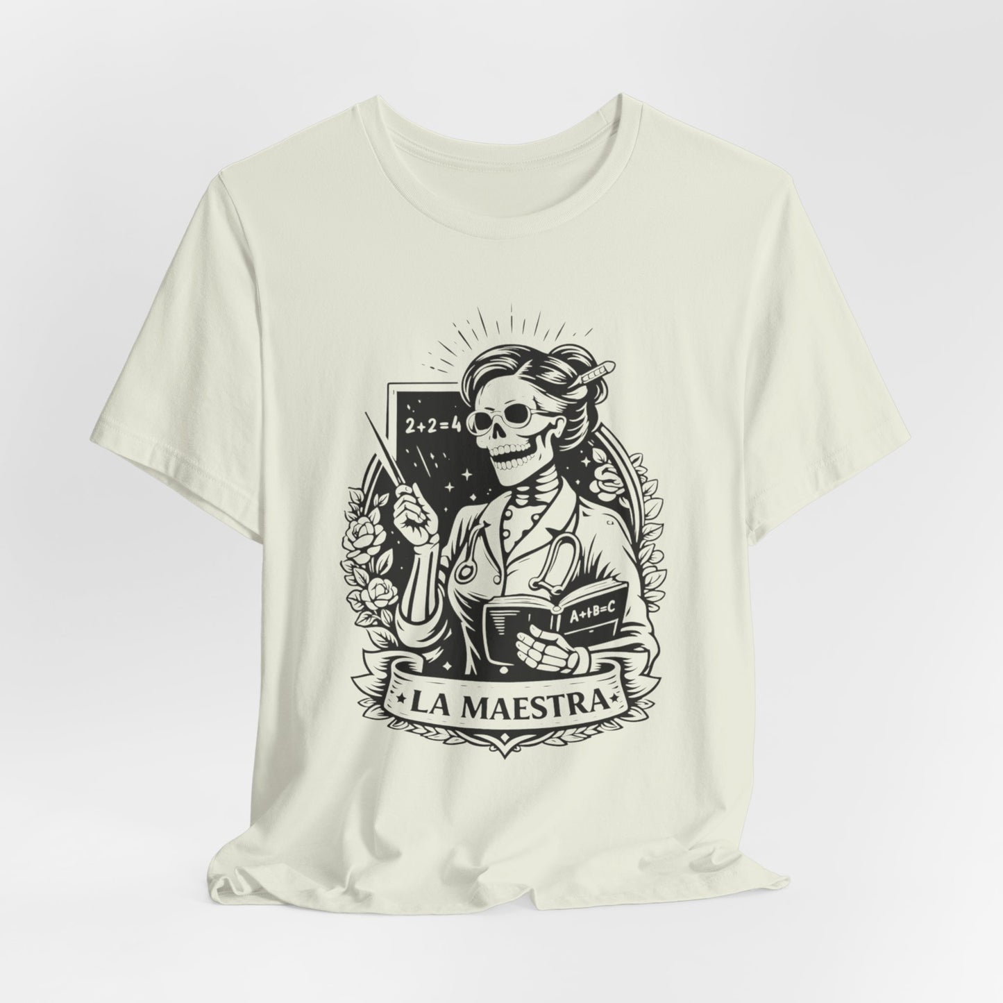 La Maestra T-Shirt - Teacher Gift Tee for Latina Educator - Professional Hispanic Teacher Shirt - Maestra Regalo