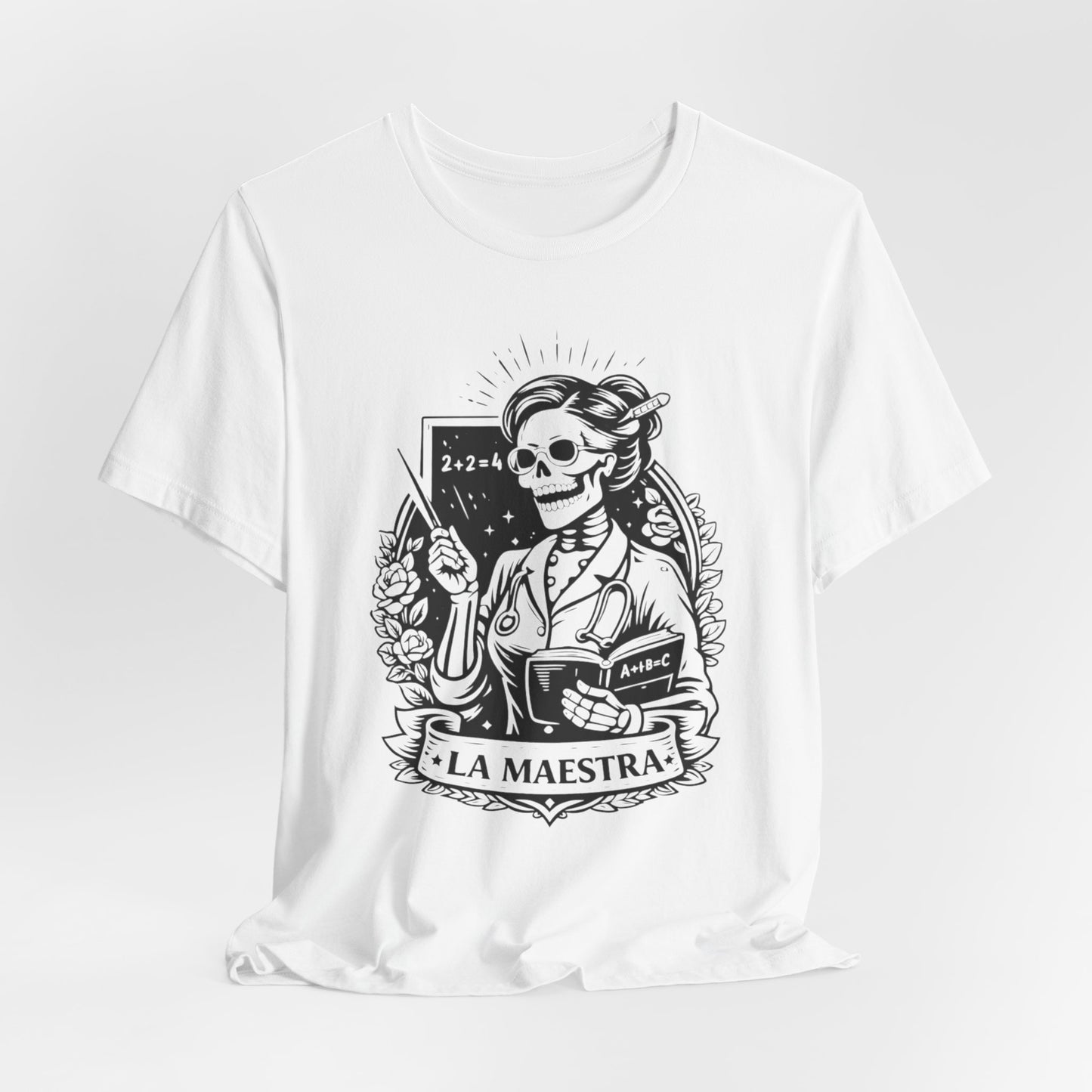 La Maestra T-Shirt - Teacher Gift Tee for Latina Educator - Professional Hispanic Teacher Shirt - Maestra Regalo