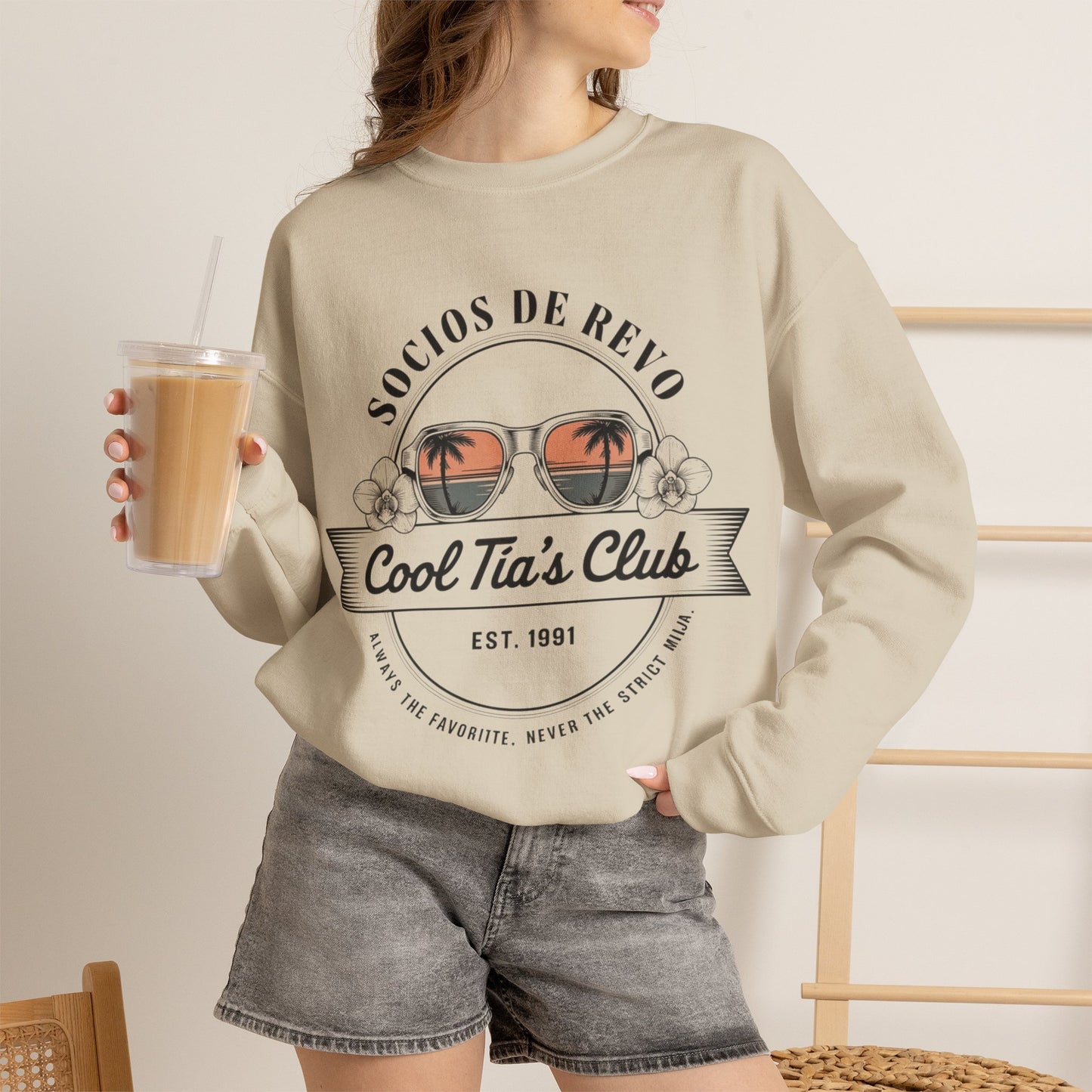 Tía Sweater - Proud Tía Gift - Sudadera Latina - Spanish Aunt Sweatshirt - Regalos Para Mujer - Family Pride Shirt