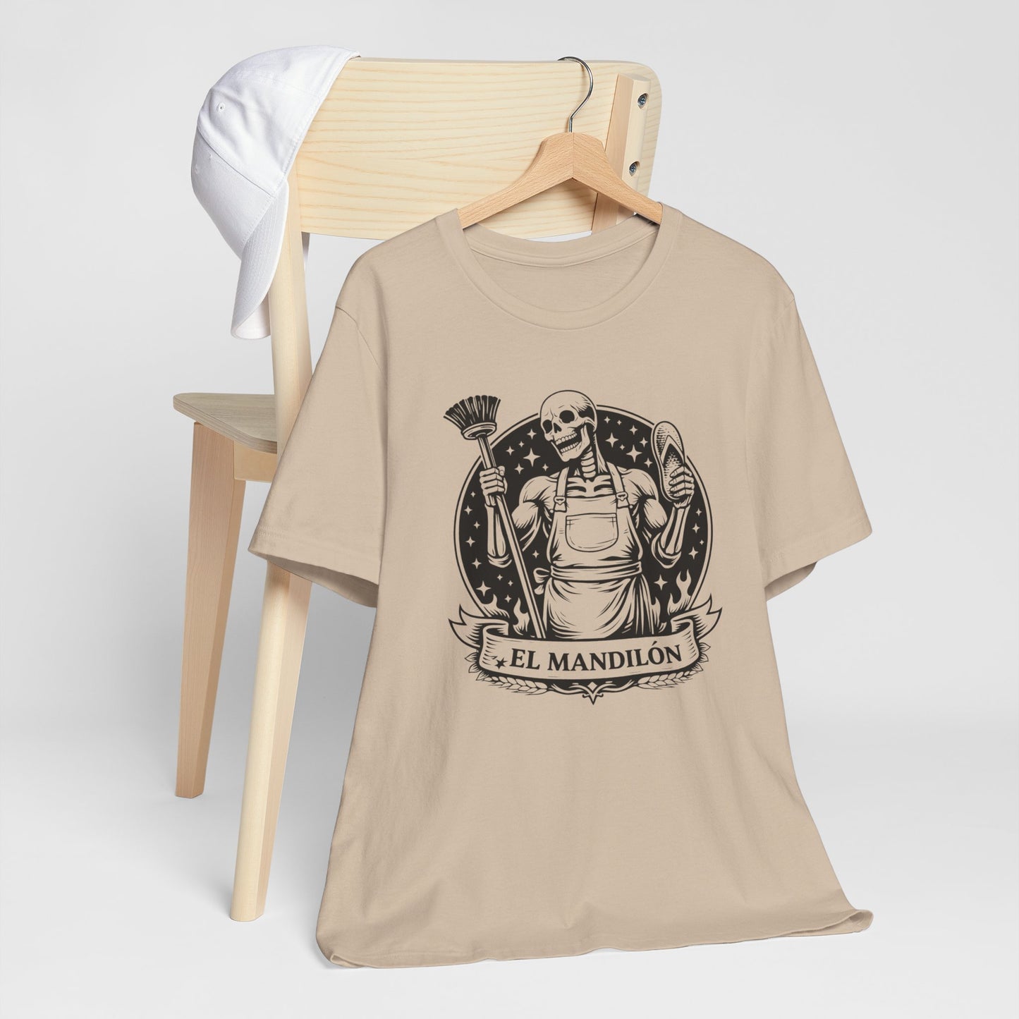 El Mandilon T-Shirt - Funny Latino Tee Gift for Hispanic Dad - Mexican Sayings Shirt - Spanish Humor Gift