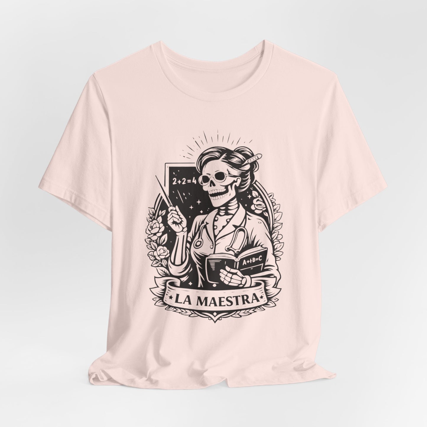 La Maestra T-Shirt - Teacher Gift Tee for Latina Educator - Professional Hispanic Teacher Shirt - Maestra Regalo