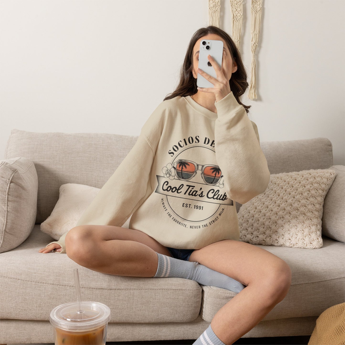 Tía Sweater - Proud Tía Gift - Sudadera Latina - Spanish Aunt Sweatshirt - Regalos Para Mujer - Family Pride Shirt